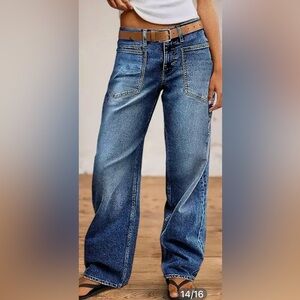 Flamingals Wash Mid Waist Straight Leg Jeans Size Medium NWT